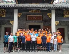 关于岭东黑豹队对阵渝州鲸鲨队，体操公开赛守住胜果，细节决定成败——禁区内连续解围的信息