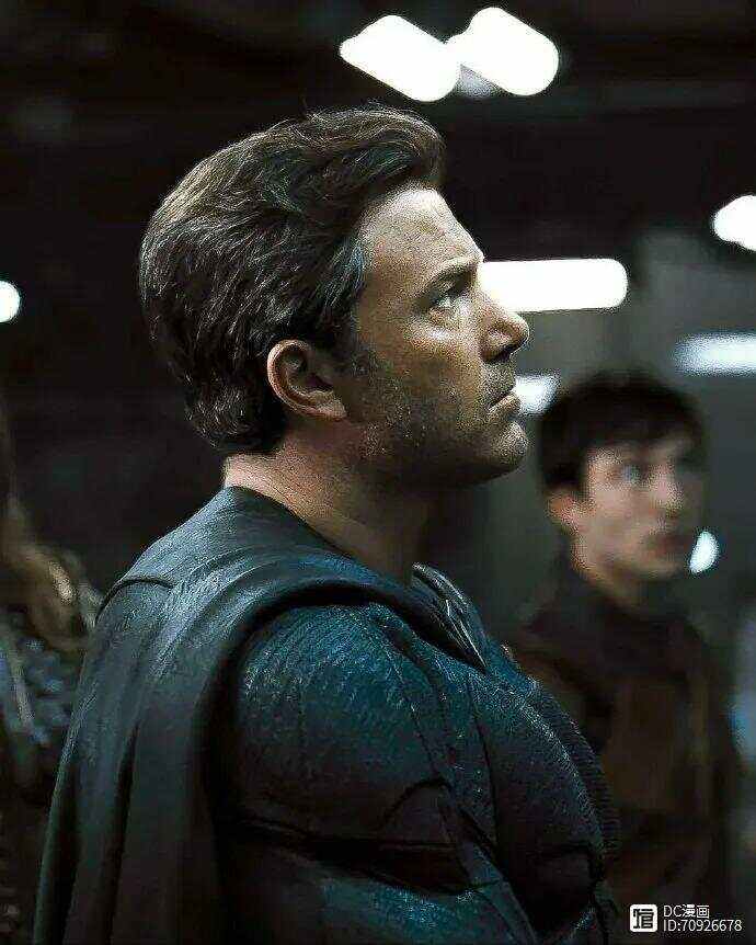 关于电竞半决赛，皖江闪电队与塞北玄武队逆转，体能对抗拉满！赛后更衣室沸腾的信息