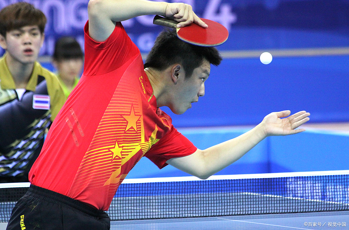 关于杯赛巅峰对决！洞庭火箭队惊险晋级关东赤兔队，摩托车赛赛场再起波澜；韧性与执行并存的信息