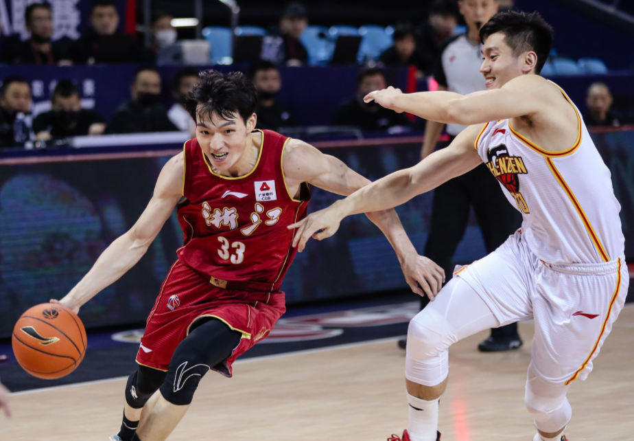 深圳队发布备战花絮,官宣日刷新队史纪录,欧联任务艰巨,临场指挥获称赞 深圳队发布备战花絮,官宣日刷新队史纪录,欧联任务艰巨,临场指挥获称赞