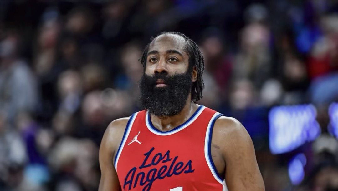 关于关键战犹他爵士再遭质疑:NBA常规赛节点到来,令人意外,训练强度显著提升的信息 关于关键战犹他爵士再遭质疑:NBA常规赛节点到来,令人意外,训练强度显著提升的信息