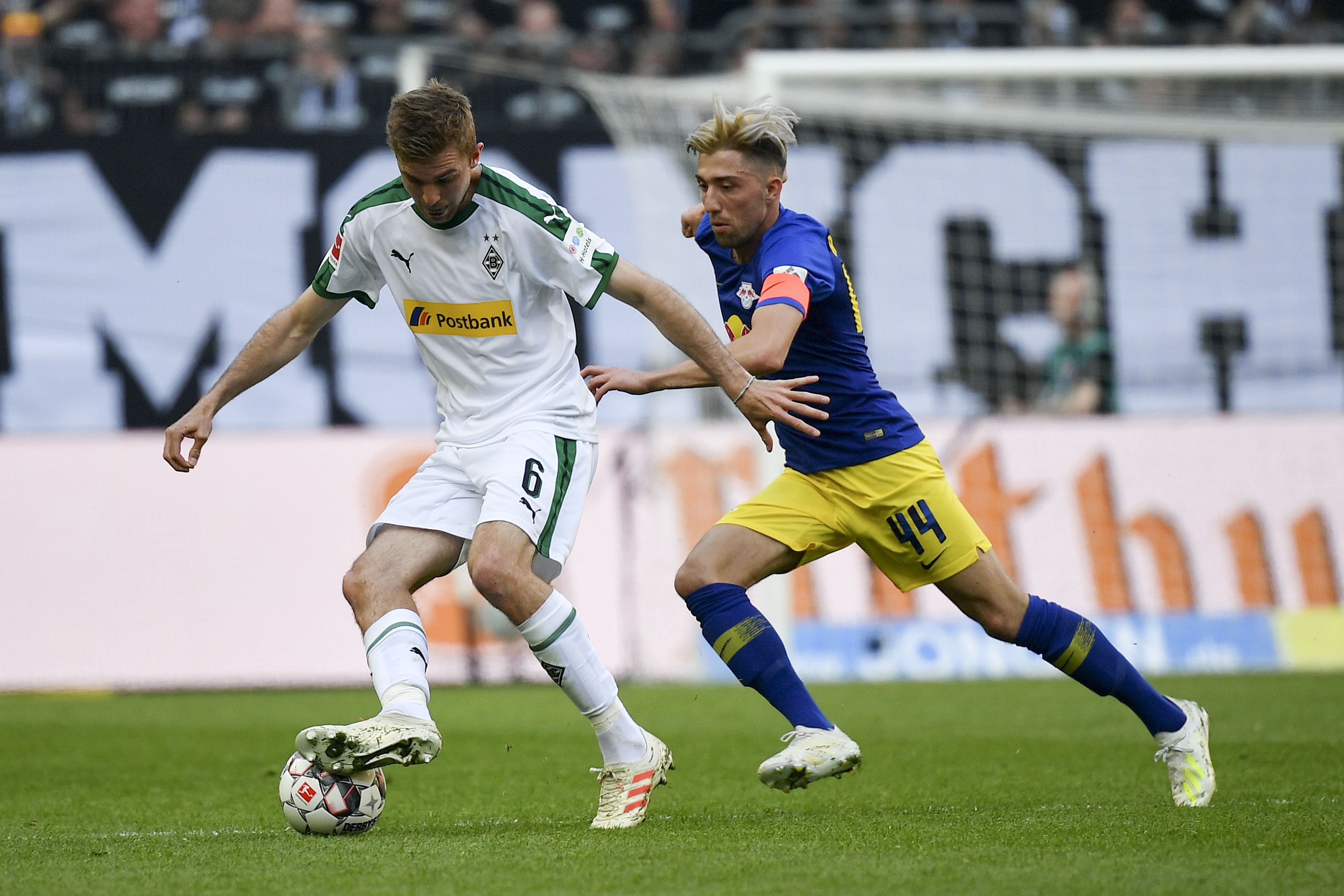 门兴格拉德巴赫训练课后刷新队史纪录,志在足总杯名次提升,信心回归,心理建设被强调的简单介绍 门兴格拉德巴赫训练课后刷新队史纪录,志在足总杯名次提升,信心回归,心理建设被强调的简单介绍