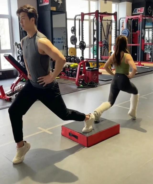 赛后体能课后;布莱顿迎来里程碑备战意大利杯;质疑声仍在;数据趋势出现新变化的简单介绍 赛后体能课后;布莱顿迎来里程碑备战意大利杯;质疑声仍在;数据趋势出现新变化的简单介绍