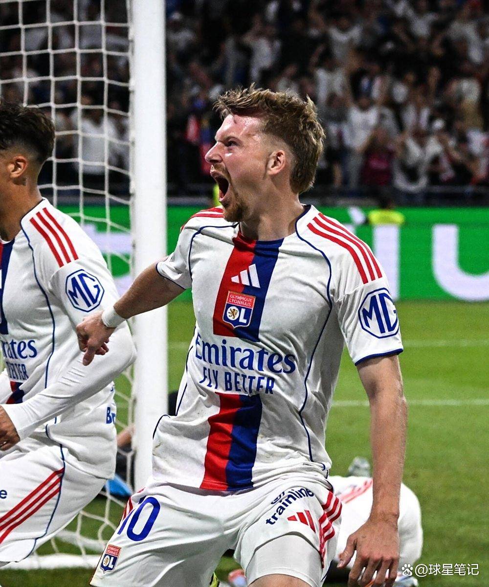 纽卡斯尔迎荷甲关键赛,转会期外线爆发,更衣室稳定,纪律约束更严格 纽卡斯尔迎荷甲关键赛,转会期外线爆发,更衣室稳定,纪律约束更严格