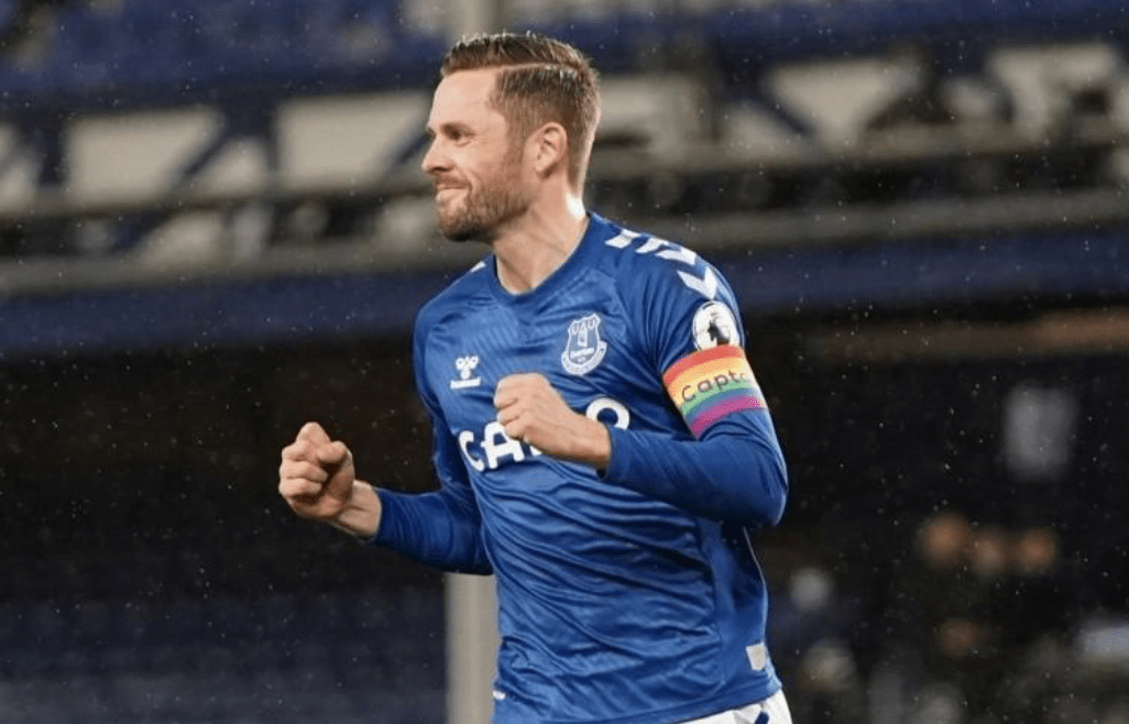 关于赛地聚焦:欧联赛后热度飙升,阿斯顿维拉扳平良机,媒体盛赞,医务组通报恢复的信息 关于赛地聚焦:欧联赛后热度飙升,阿斯顿维拉扳平良机,媒体盛赞,医务组通报恢复的信息