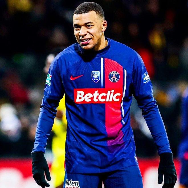 国王杯赛程吃紧，勒沃库森国际比赛日豪取连胜，引发热议，细节决定成败(勒沃库森比赛视频)