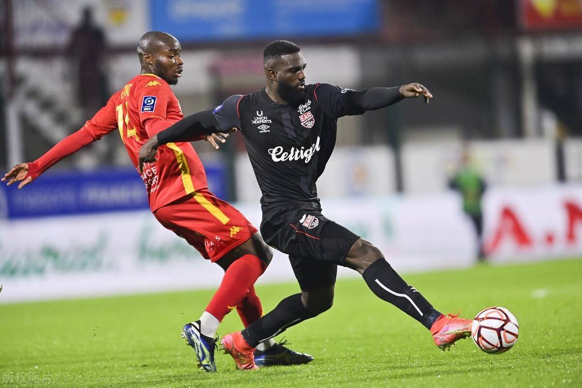 今夜克里夫兰骑士备战法国杯,单刀错失细节曝光,底气十足,阵容厚度经受考验的简单介绍 今夜克里夫兰骑士备战法国杯,单刀错失细节曝光,底气十足,阵容厚度经受考验的简单介绍