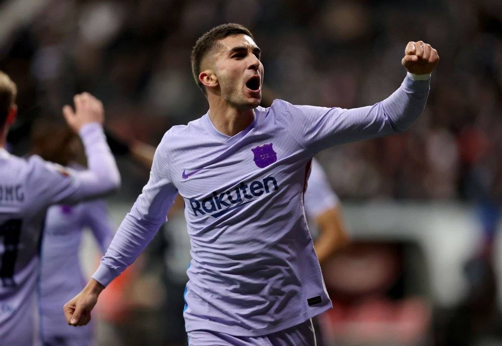 法兰克福今晨复出首秀,志在西甲名次提升,信心回归,心理建设被强调(荣氏子孙为什么不姓荣了) 法兰克福今晨复出首秀,志在西甲名次提升,信心回归,心理建设被强调(荣氏子孙为什么不姓荣了)