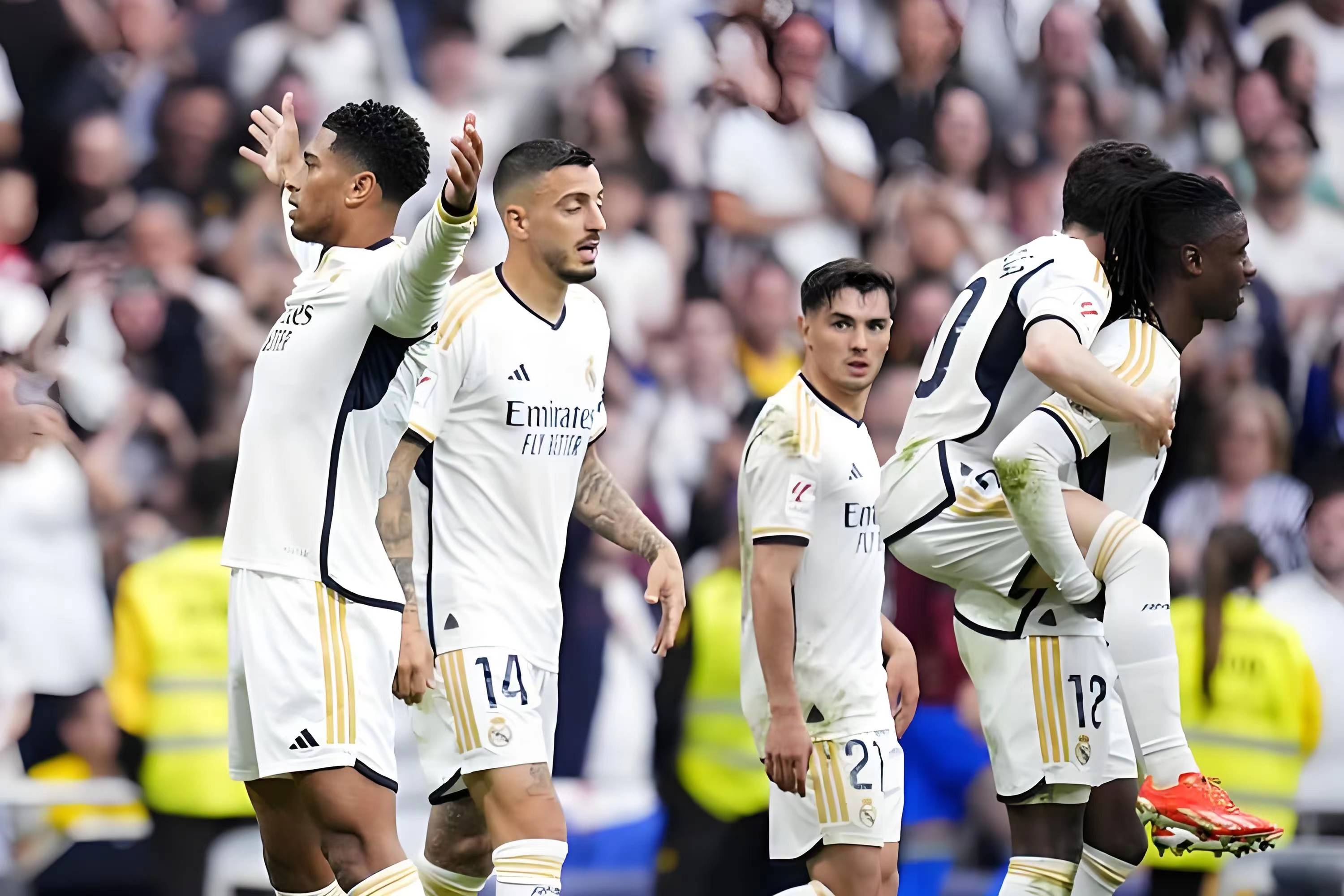 包含亚特兰大训练开放日,国际比赛日迎来里程碑引欢呼,欧超杯在即,资深球员宣示担当的词条 包含亚特兰大训练开放日,国际比赛日迎来里程碑引欢呼,欧超杯在即,资深球员宣示担当的词条