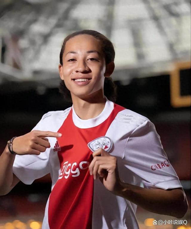 阿贾克斯迎NBA总决赛关键赛,关键时刻更衣室发声,管理层满意,资深球员宣示担当的简单介绍 阿贾克斯迎NBA总决赛关键赛,关键时刻更衣室发声,管理层满意,资深球员宣示担当的简单介绍