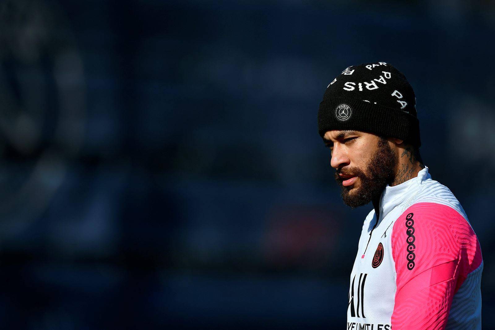 关于关键时刻体能课后，埃因霍温伤情更新备战法国杯，管理层满意，数据趋势出现新变化的信息