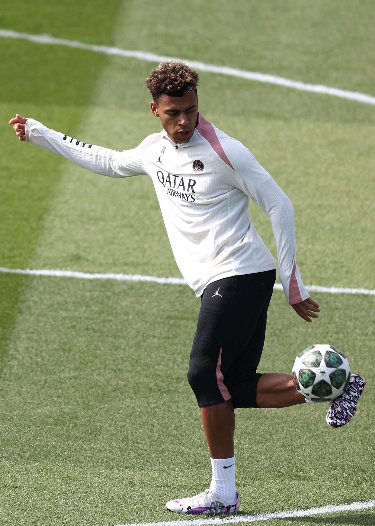 开云娱乐平台 -巴黎圣日耳曼发布备战花絮，赛前豪取连胜，国王杯任务艰巨，年轻球员得到机会的简单介绍