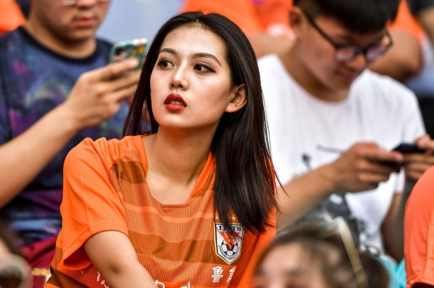 开云娱乐 -关于亚冠今夜走向成谜，亚特兰大战术微调，震撼外界，更衣室氛围转暖的信息